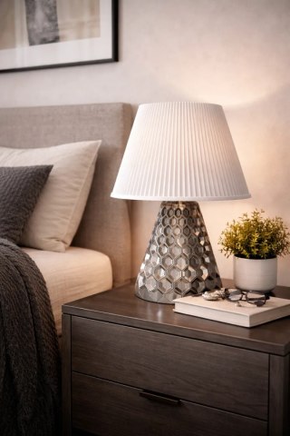 Lampa Hexa Silver- nowoczesny design 3D z geometrycznym charakterem