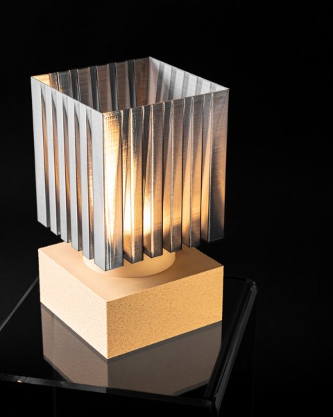 Mini lampa LED 001 - 3 barwy światła i regulacja jasności