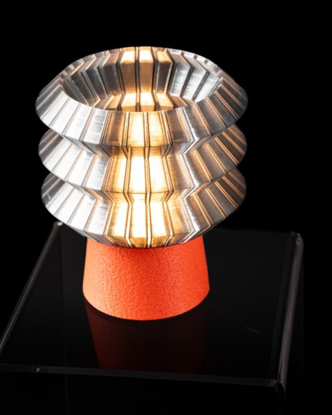Mini lampa LED 004 - 3 barwy światła i regulacja jasności